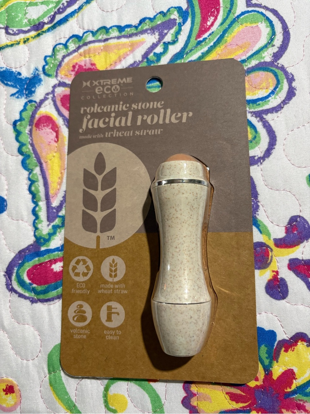 Xtreme Eco Volcanic Stone Facial Roller — Cream